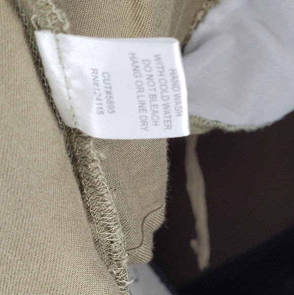 Elodie womans army green flowy utility vest - Picture 6 of 6